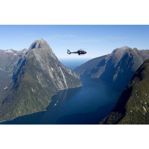 MILFORD SOUND AND FIORDLAND HIGHLIGHTS HELICOPTER