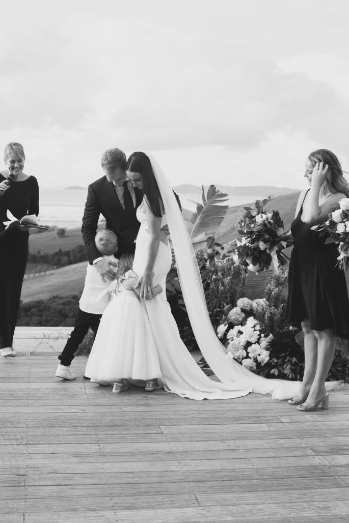 Sarah & Neville Wedding Picture 